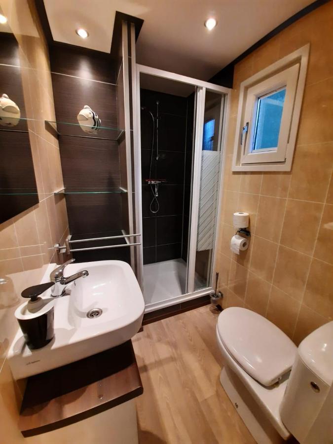 Rijs Chalet De Huismus מראה חיצוני תמונה