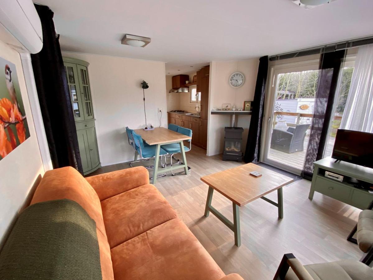 Rijs Chalet De Huismus מראה חיצוני תמונה