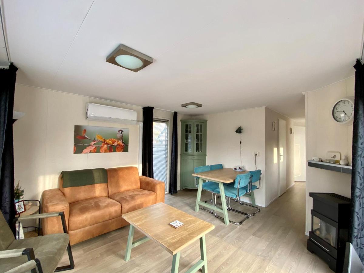 Rijs Chalet De Huismus מראה חיצוני תמונה